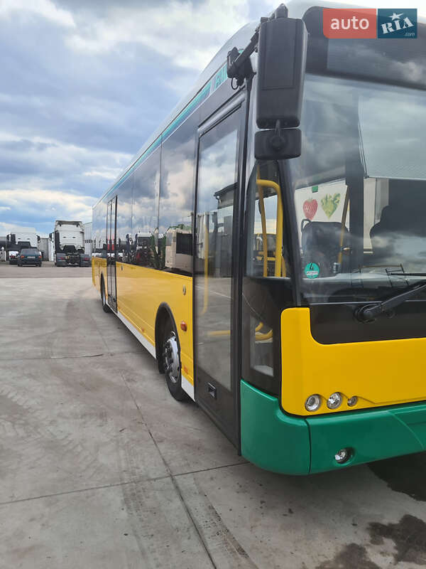 Городской автобус VDL Ambassador 2010 в Ровно