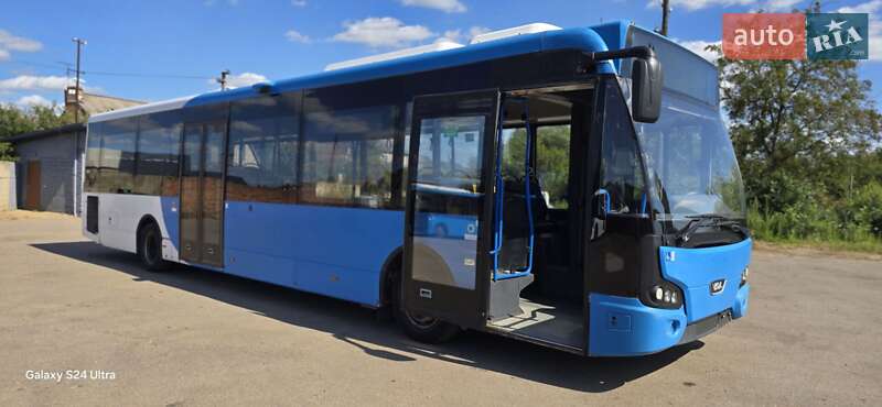 Городской автобус VDL Citea 2012 в Луцке