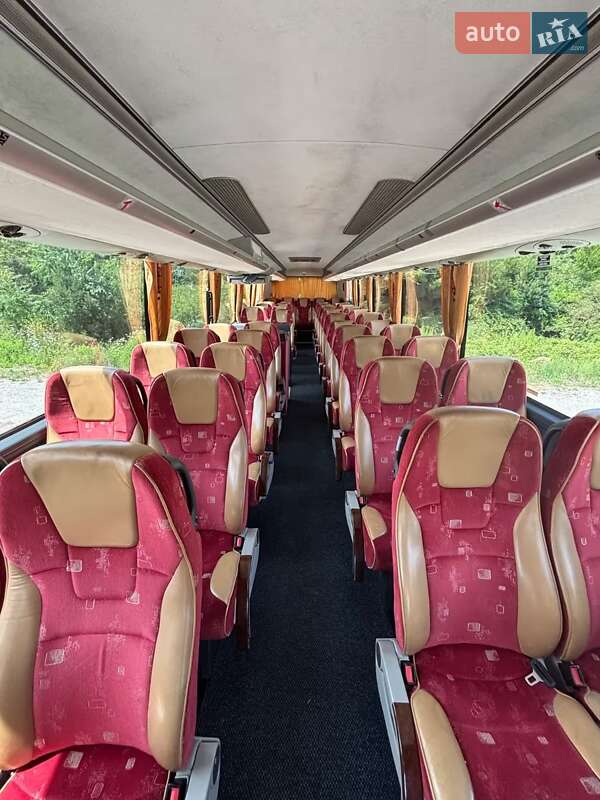 Туристический / Междугородний автобус VDL Futura FHD2 2012 в Луцке
