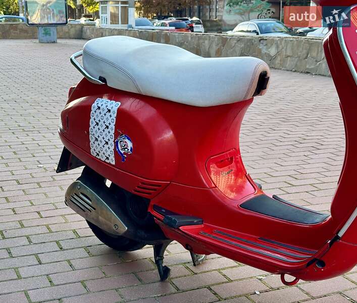 Скутер Vespa LX 2014 в Одесі