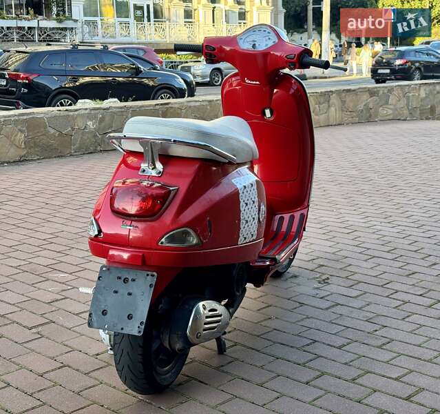 Скутер Vespa LX 2014 в Одесі