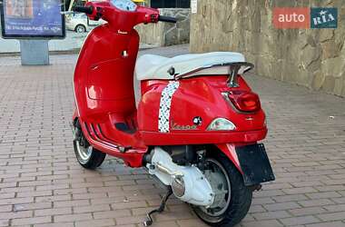 Скутер Vespa LX 2014 в 
