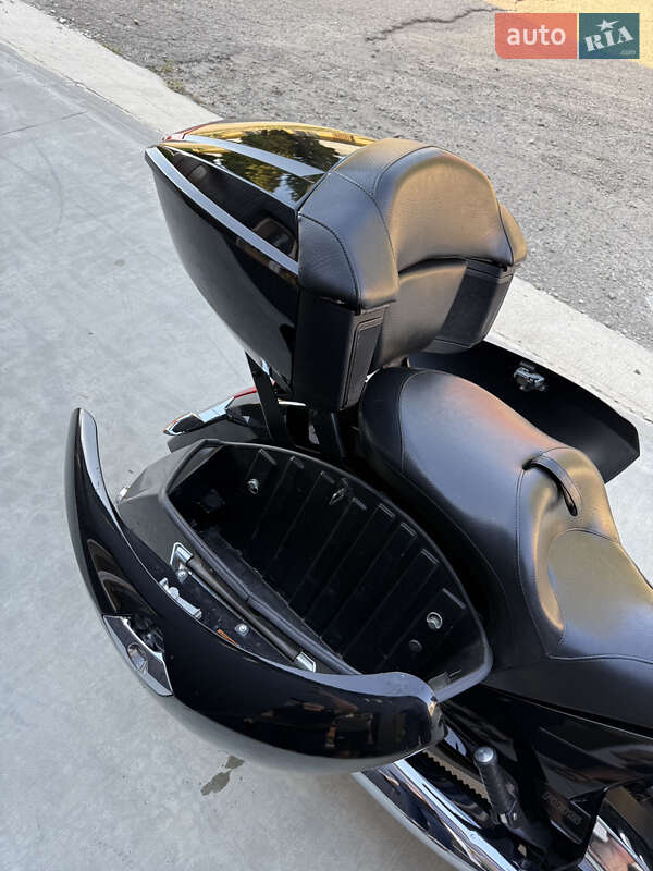 Мотоцикл Круизер Victory Cross Country 2012 в Ходорове