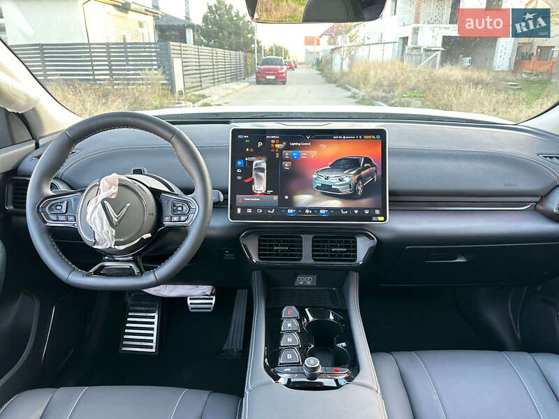 Внедорожник / Кроссовер VinFast VF-8 2024 в Одессе фото 35 Внедорожник / Кроссовер VinFast VF-8 2024 в Одессе