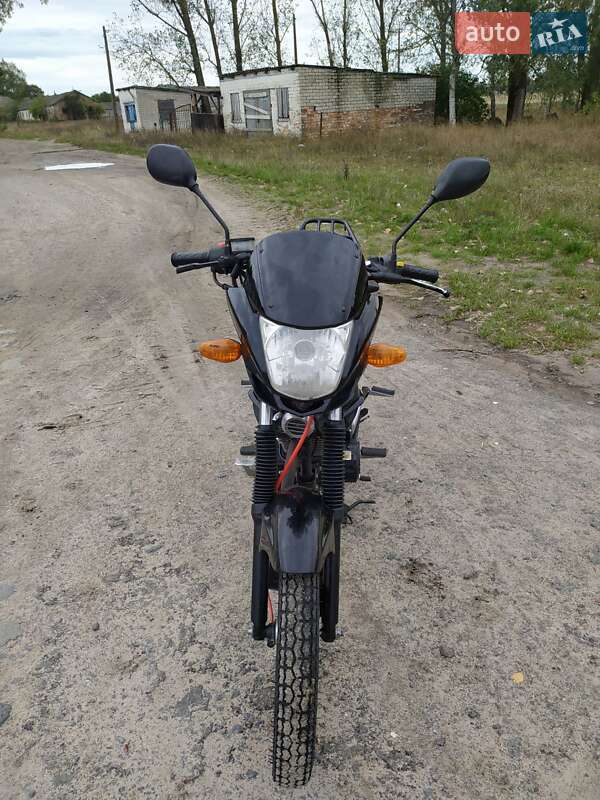 Мотоцикл Классик Viper 150 2013 в Дубровице