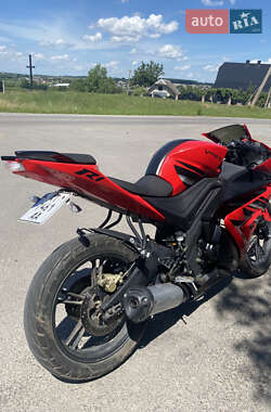 Мотоцикл Спорт-туризм Viper R1 2014 в 