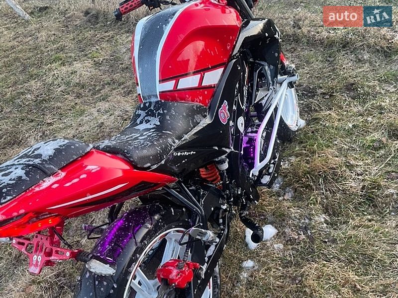 Мотоцикл Спорт-туризм Viper R1 2014 в Бучаче