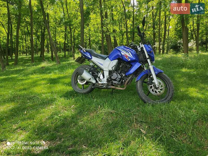 Мотоцикл Классик Viper R2 2015 в Сарнах