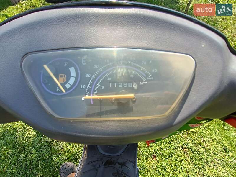 Скутер Viper Wind 2010 в Брошневе-Осаде