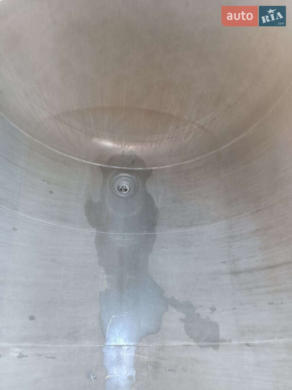 Цистерна напівпричіп Vocol BI 30 1992 в Хусті