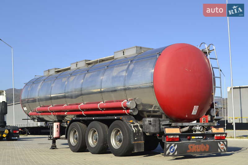 Цистерна напівпричіп Vocol BI 30 1992 в Хусті