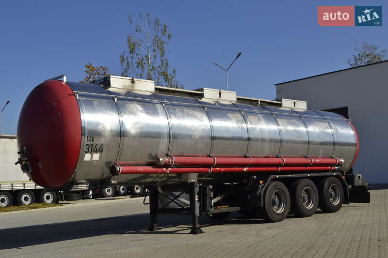 Цистерна напівпричіп Vocol BI 30 1992 в Хусті