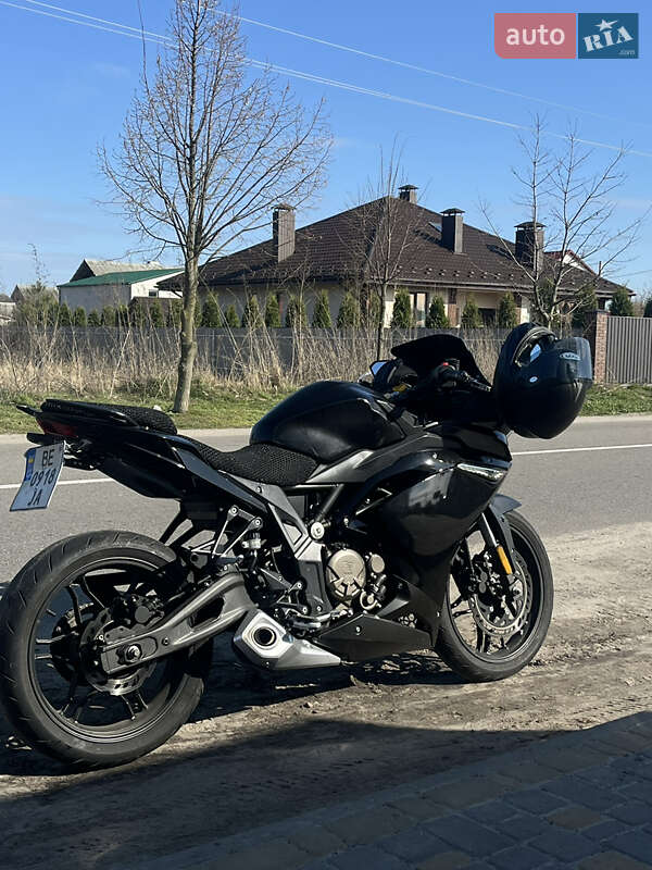 Спортбайк Voge 300RR 2020 в Борисполе фото 13 Спортбайк Voge 300RR 2020 в Борисполе