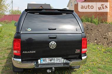 Позашляховик / Кросовер Volkswagen Amarok 2012 в Чернівцях