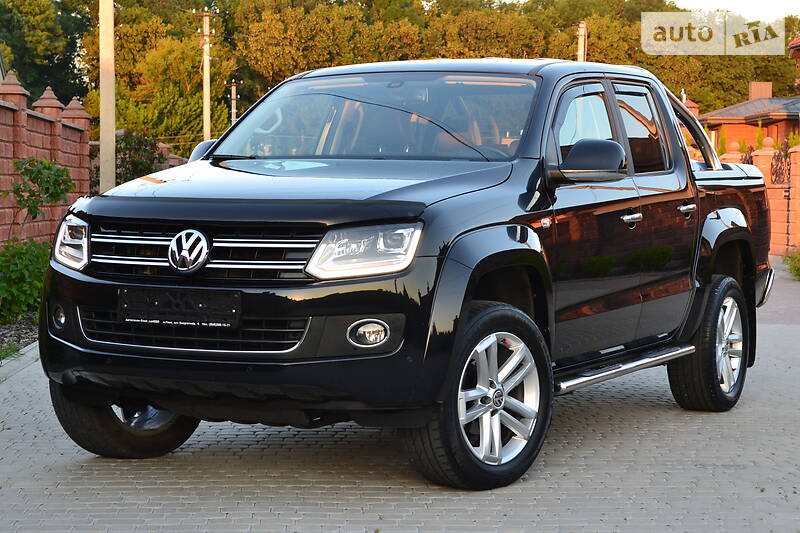 Позашляховик / Кросовер Volkswagen Amarok 2015 в Рівному