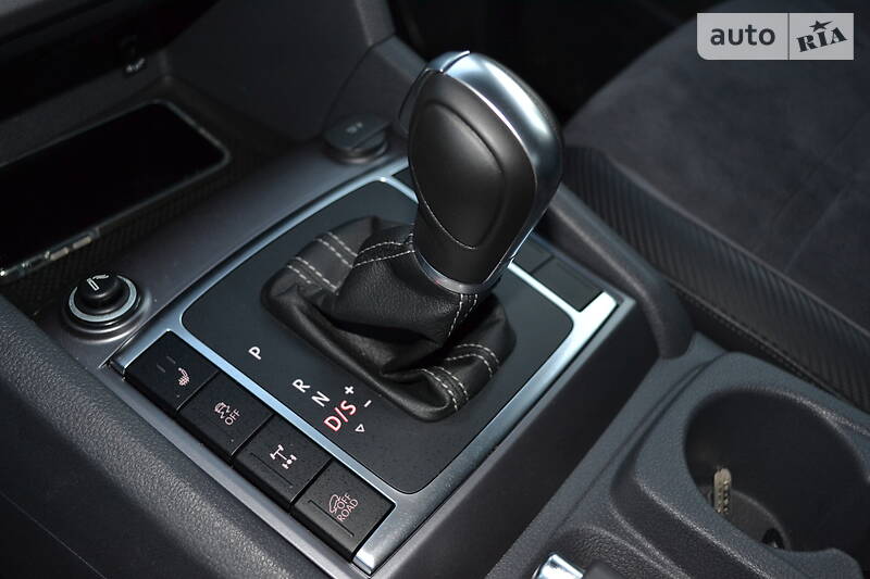 Позашляховик / Кросовер Volkswagen Amarok 2015 в Рівному
