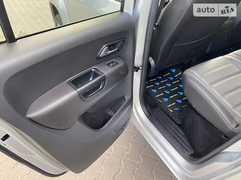 Пікап Volkswagen Amarok 2017 в Рівному