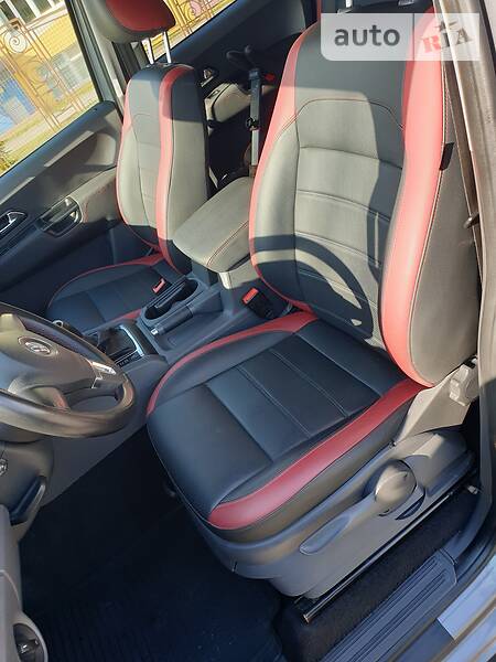 Пікап Volkswagen Amarok 2011 в Львові