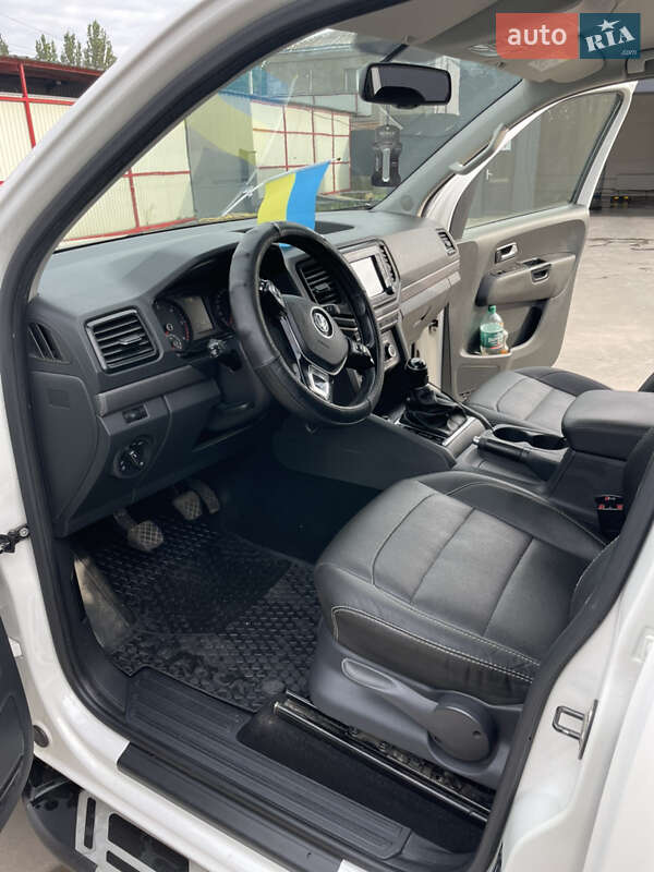 Пикап Volkswagen Amarok 2017 в Магдалиновке