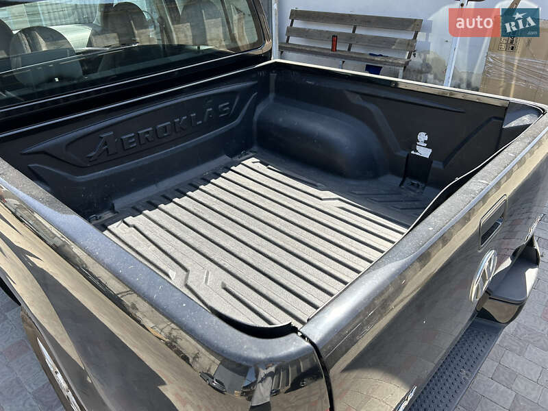 Пикап Volkswagen Amarok 2010 в Долинской