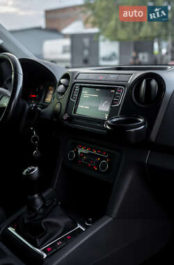 Пікап Volkswagen Amarok 2012 в Чернівцях