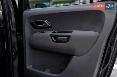 Пікап Volkswagen Amarok 2012 в Чернівцях