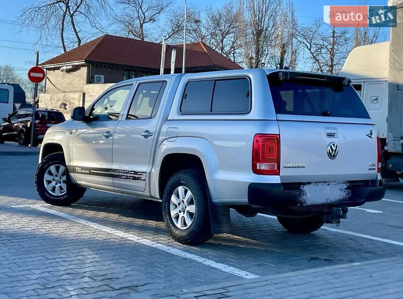 Пікап Volkswagen Amarok 2013 в Чернівцях