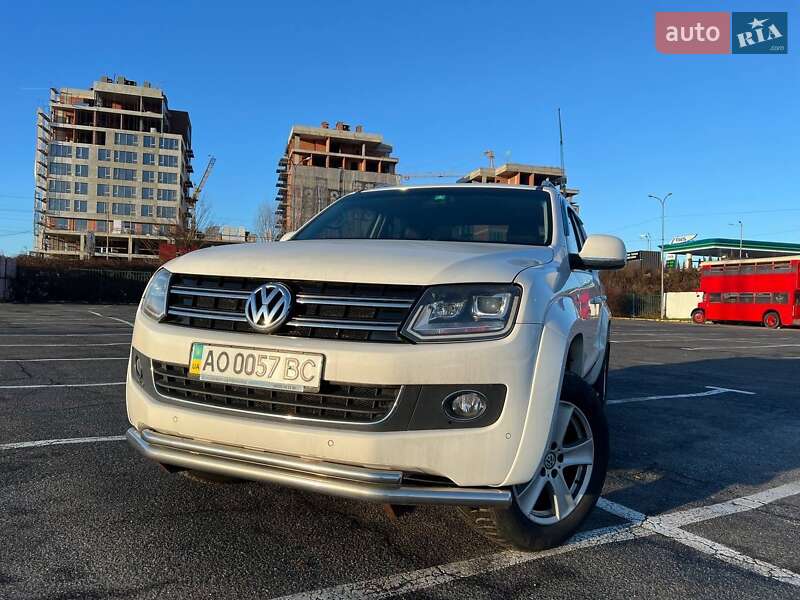 Пикап Volkswagen Amarok 2015 в Ужгороде