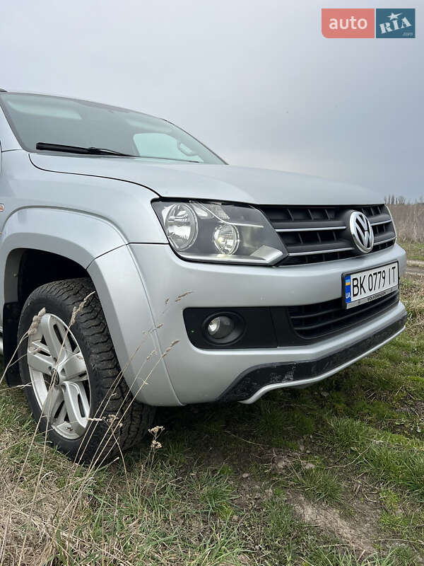 Пикап Volkswagen Amarok 2011 в Ровно