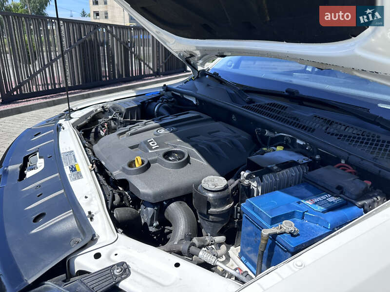 Пикап Volkswagen Amarok 2017 в Черновцах