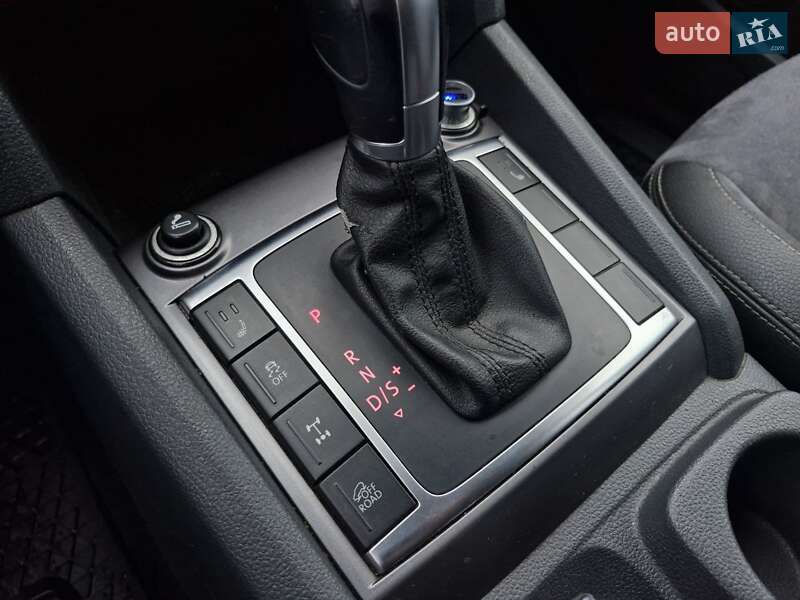 Пикап Volkswagen Amarok 2015 в Николаеве