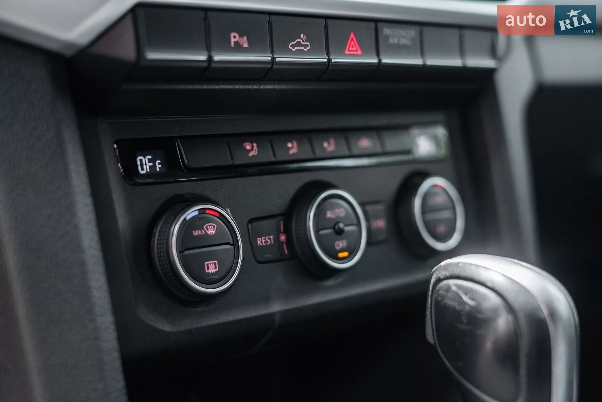 2019 Volkswagen Amarok - мініатюра 9