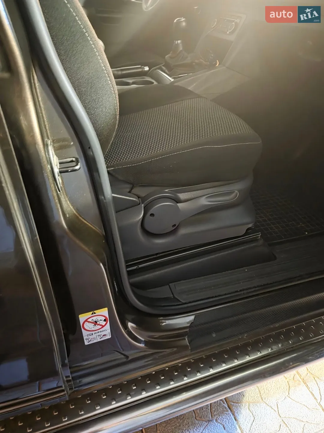 2012 Volkswagen Amarok - мініатюра 3