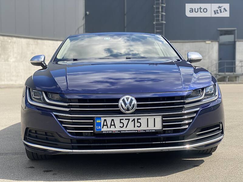 Лифтбек Volkswagen Arteon 2018 в Киеве