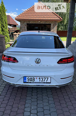 Седан Volkswagen Arteon 2019 в Тячеве