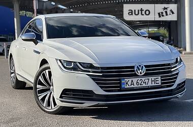 Ліфтбек Volkswagen Arteon 2017 в Дніпрі