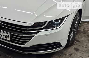 Ліфтбек Volkswagen Arteon 2019 в Мукачевому