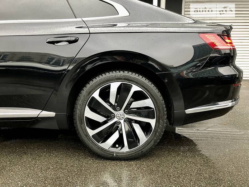 Ліфтбек Volkswagen Arteon 2018 в Києві