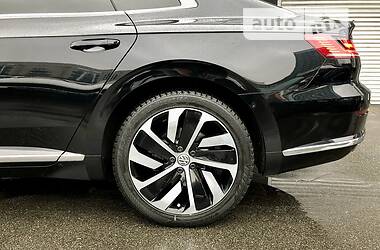 Лифтбек Volkswagen Arteon 2018 в 