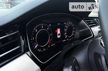Лифтбек Volkswagen Arteon 2019 в 