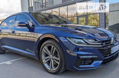 Ліфтбек Volkswagen Arteon 2018 в Ужгороді