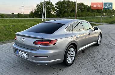 Лифтбек Volkswagen Arteon 2017 в 
