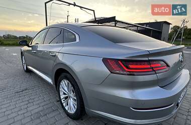 Лифтбек Volkswagen Arteon 2017 в 