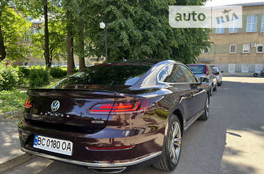 Лифтбек Volkswagen Arteon 2018 в Львове