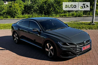 Лифтбек Volkswagen Arteon 2021 в Трускавце