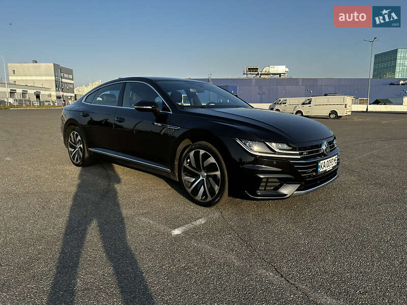 Лифтбек Volkswagen Arteon 2017 в Киеве