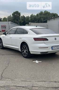 Лифтбек Volkswagen Arteon 2017 в Киеве