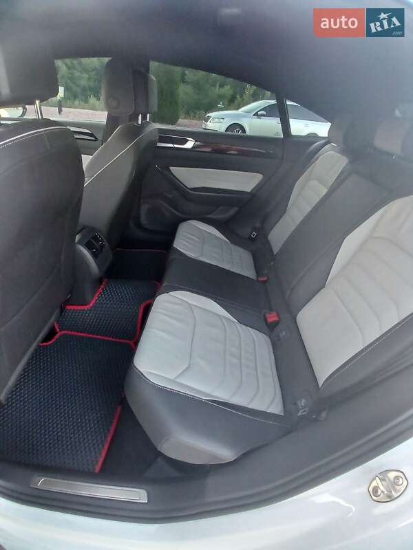 Лифтбек Volkswagen Arteon 2021 в Житомире