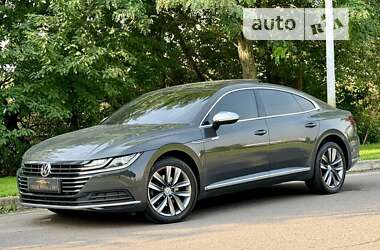 Ліфтбек Volkswagen Arteon 2018 в Києві