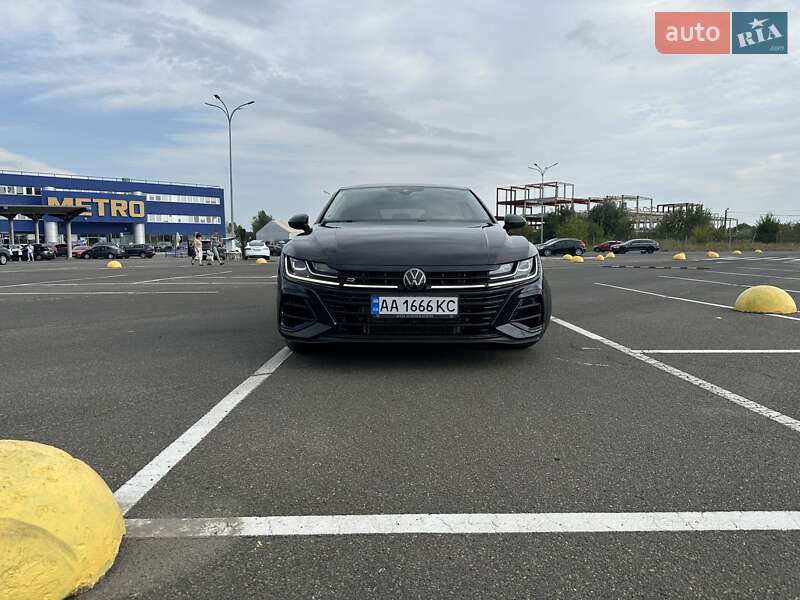 Лифтбек Volkswagen Arteon 2019 в Киеве